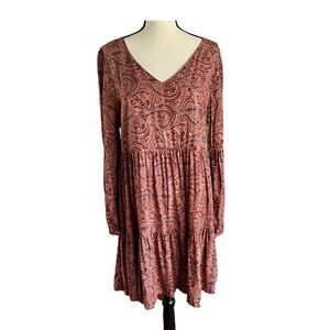 Lucky brand tiered rayon ruffled paisley dress. Size large.